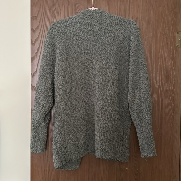 Slouchy Olive Green Popcorn Cardi - Picture 7 of 7